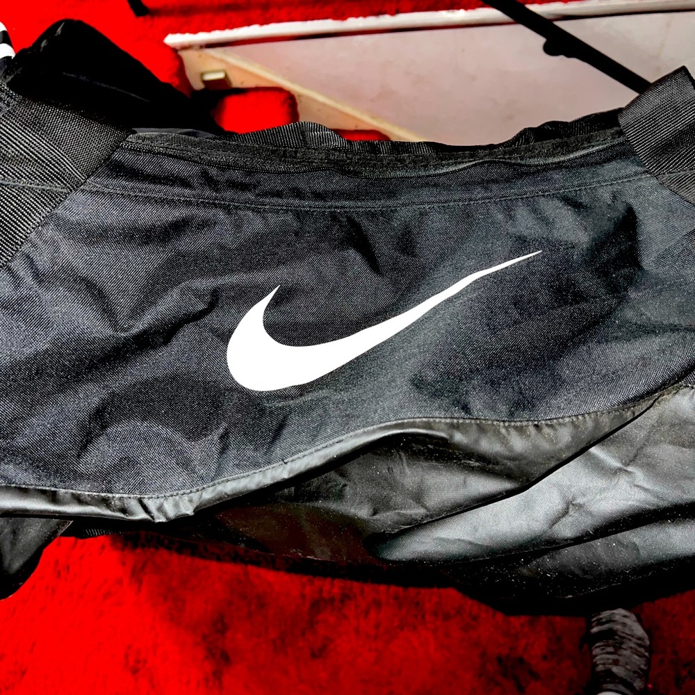 Nike Large Duffle Bag! Never Used!